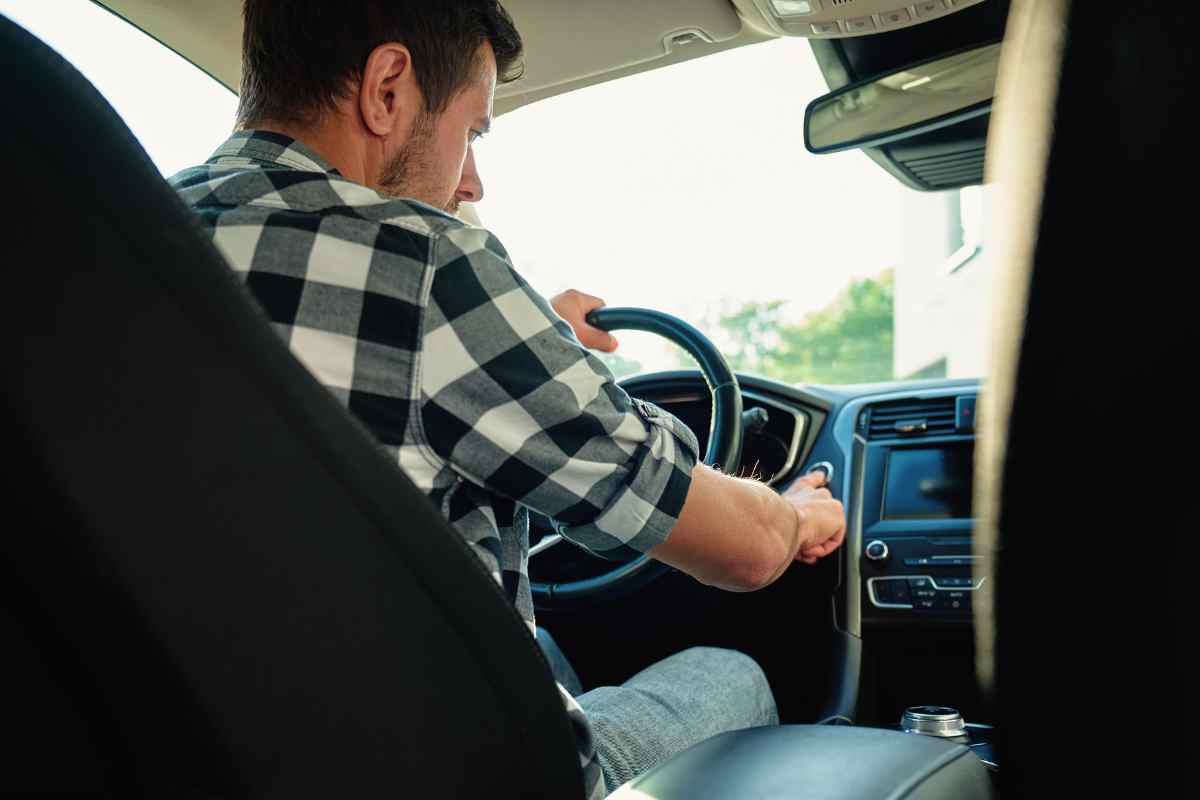 Batosta per gli automobilisti italiani, tutti i dettagli